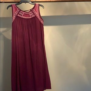 Burgundy mid length dress, super cute!